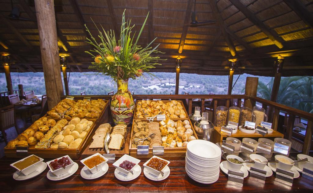 Victoria Falls Safari Lodge Zewnętrze zdjęcie