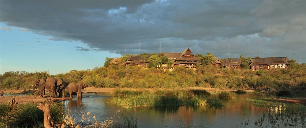 Victoria Falls Safari Lodge Zewnętrze zdjęcie